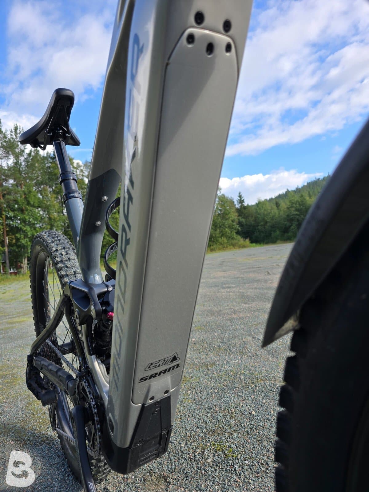 Mondraker Crafty Carbon R 2026