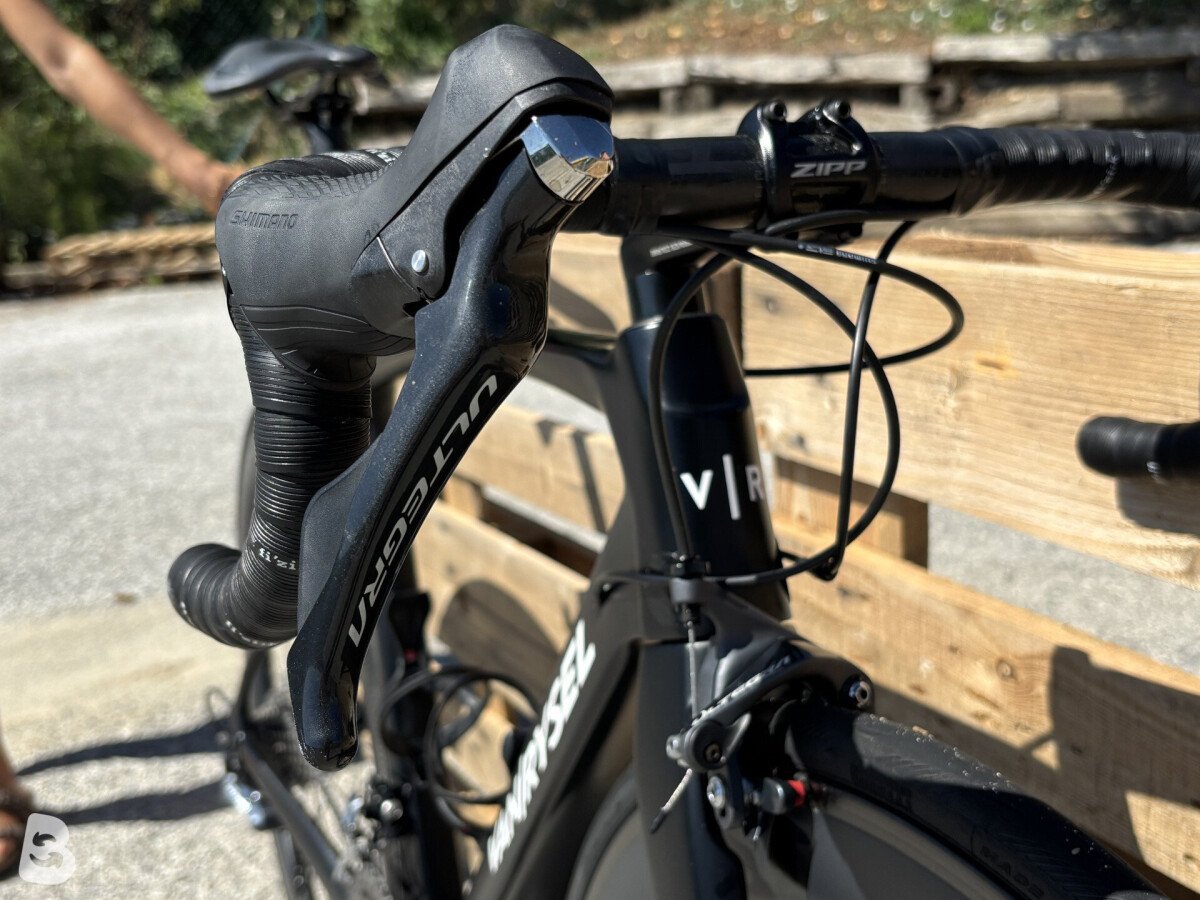 Van Rysel Ultra CF Ultegra Carbon Road Bike 2022