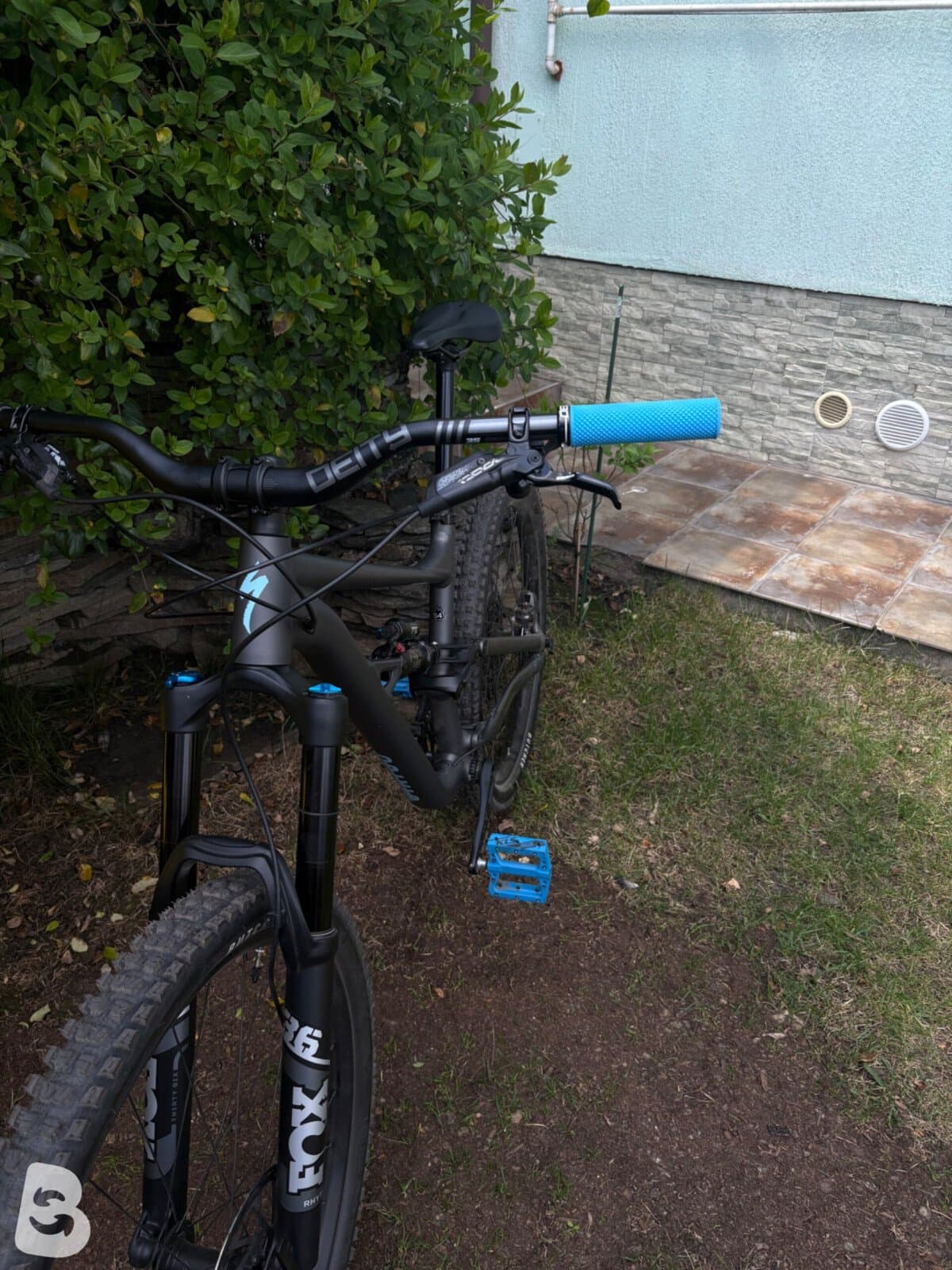 Specialized Status 160 2022
