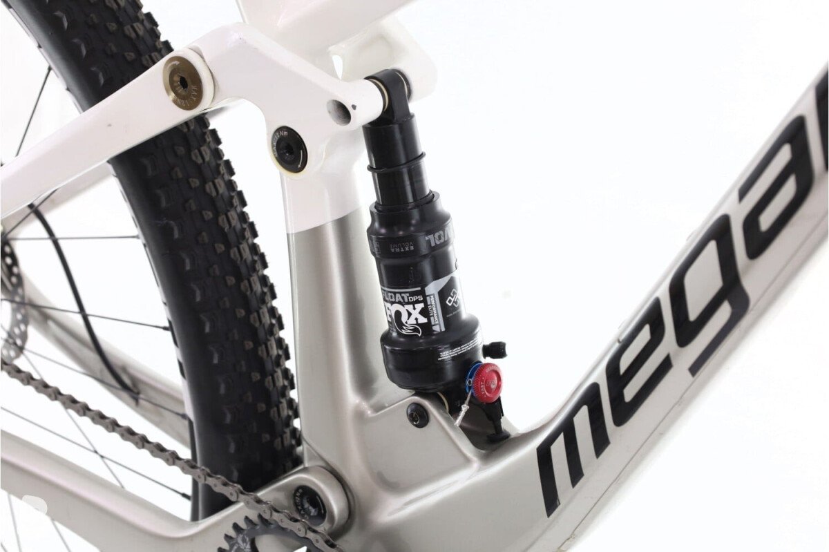Megamo Track 2021