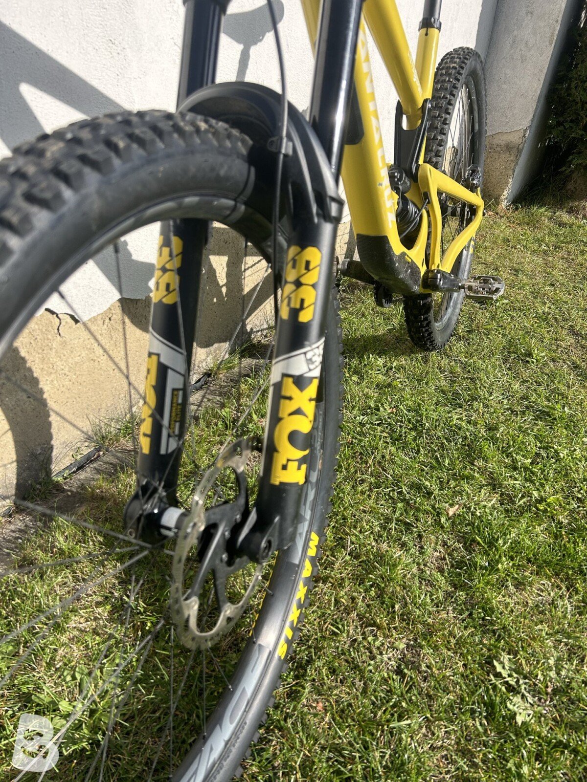 Santa Cruz Megatower XT Coil Carbon 2022