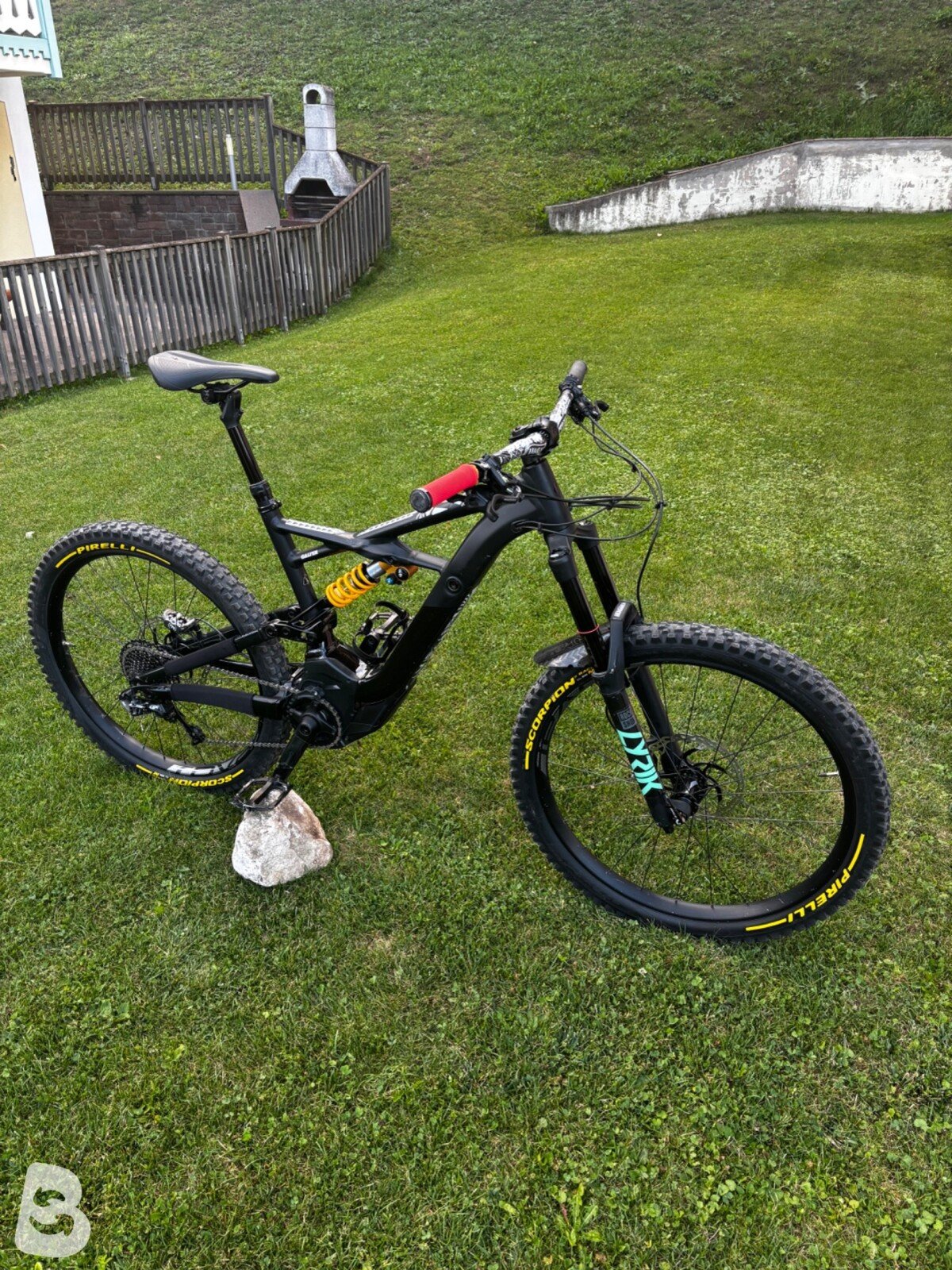 Specialized Turbo Kenevo Expert 6Fattie 2018