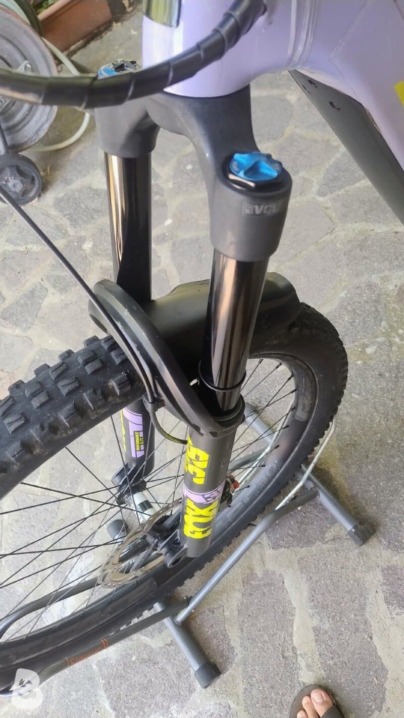 Santa Cruz Bullit XT Air 2022