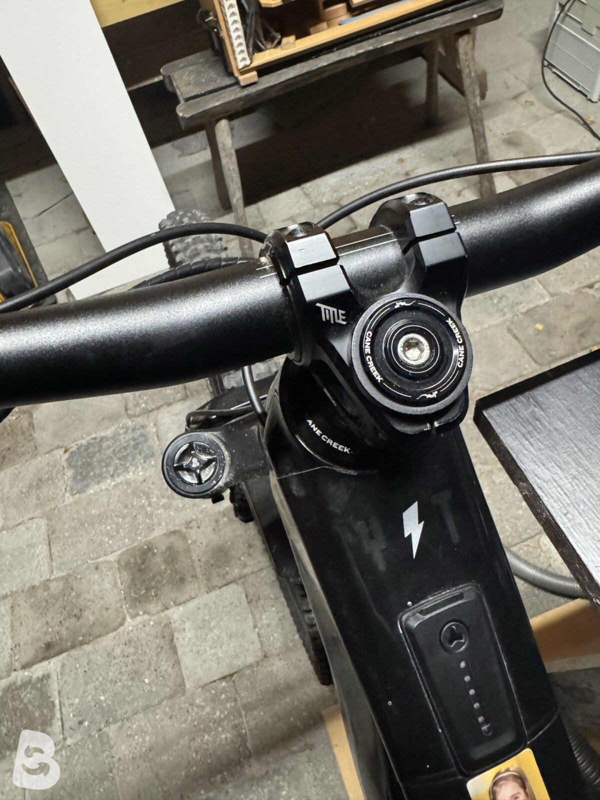 YT Industries decoy 2025