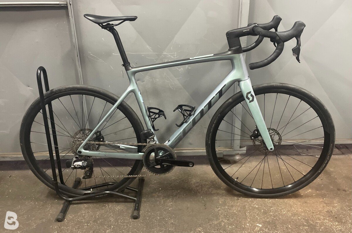 Scott addict road disc 10 2023