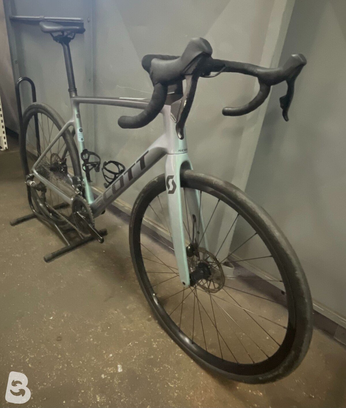 Scott addict road disc 10 2023