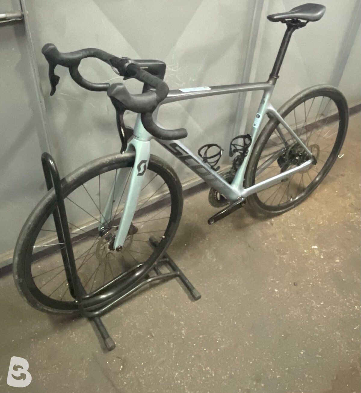Scott addict road disc 10 2023