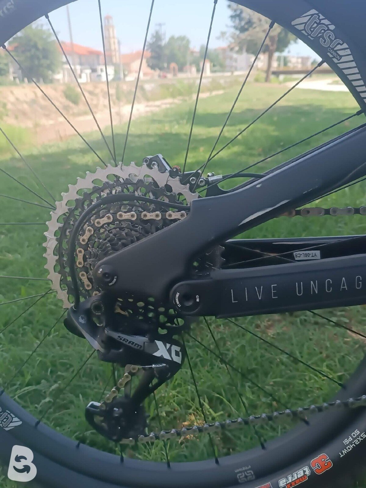 YT Industries Jeffsy Pro Race Mullet 2021