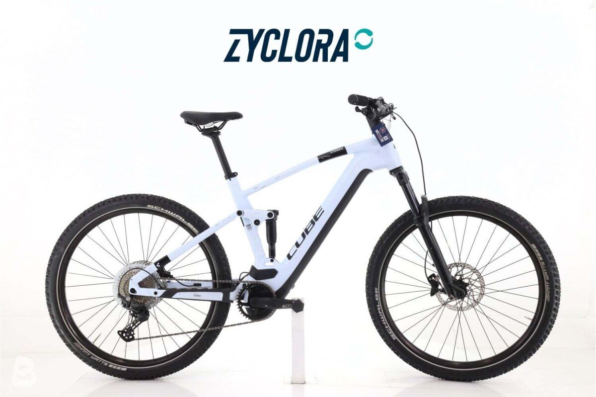 Cube Stereo Hybrid Pro 2024