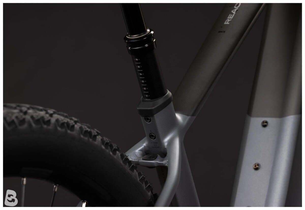 Cube Reaction Hybrid Race 800 slabgrey´n´chrome 2027
