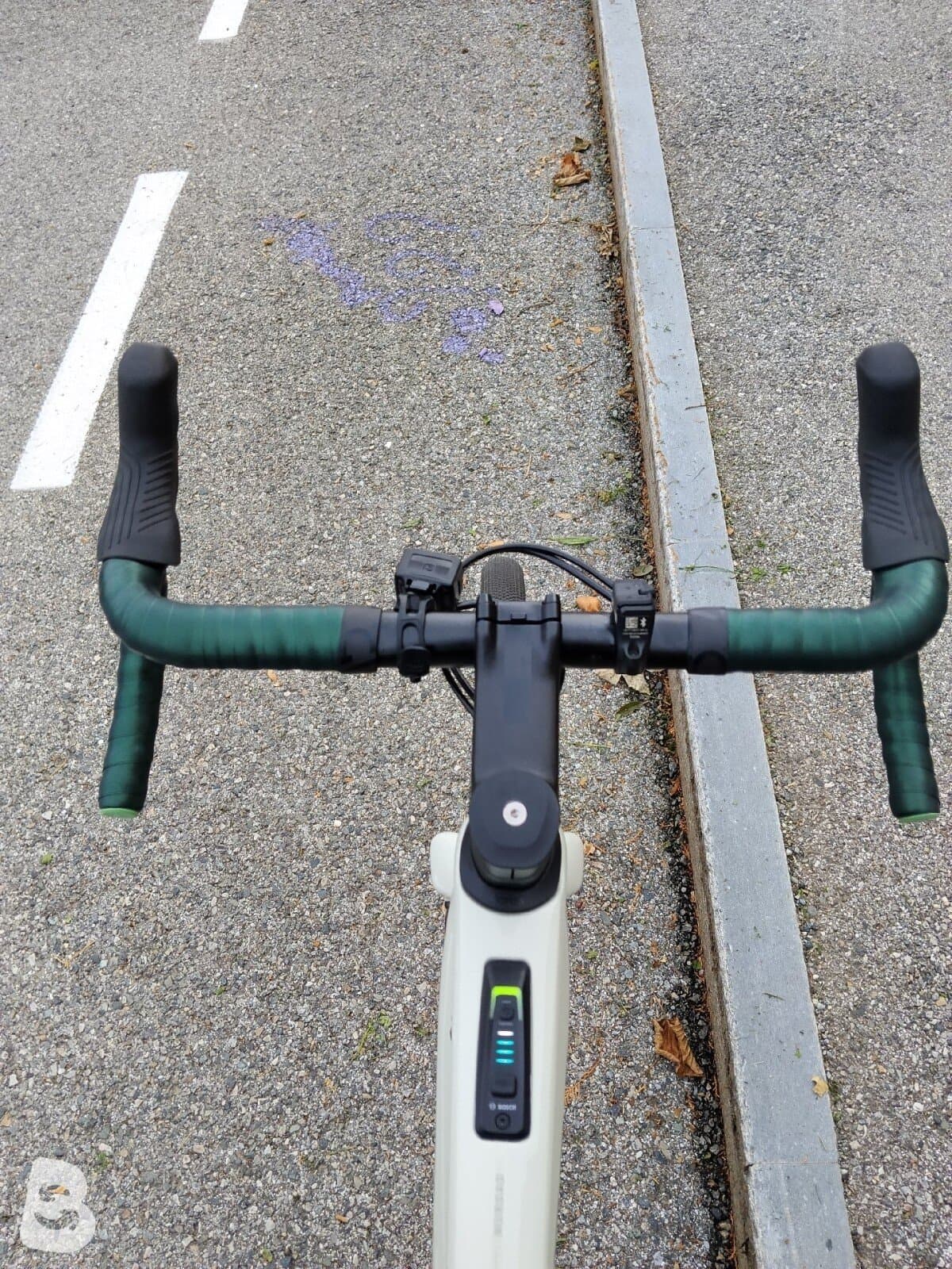 Cube Nuroad Hybrid C:62 Race 400x 2025