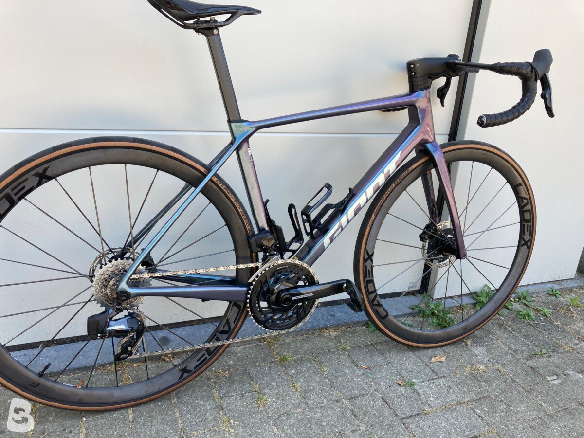 Giant TCR Advanced Pro 0 AXS 2025