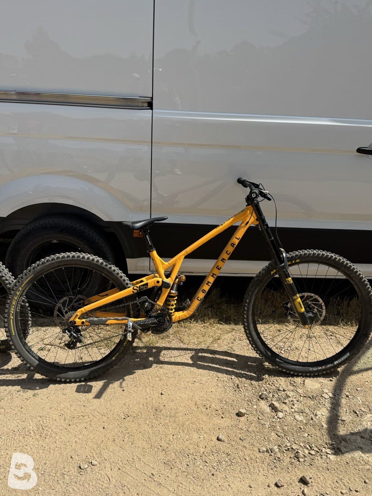 Commencal SUPREME DH V5 OHLINS EDITION OHLINS 2023