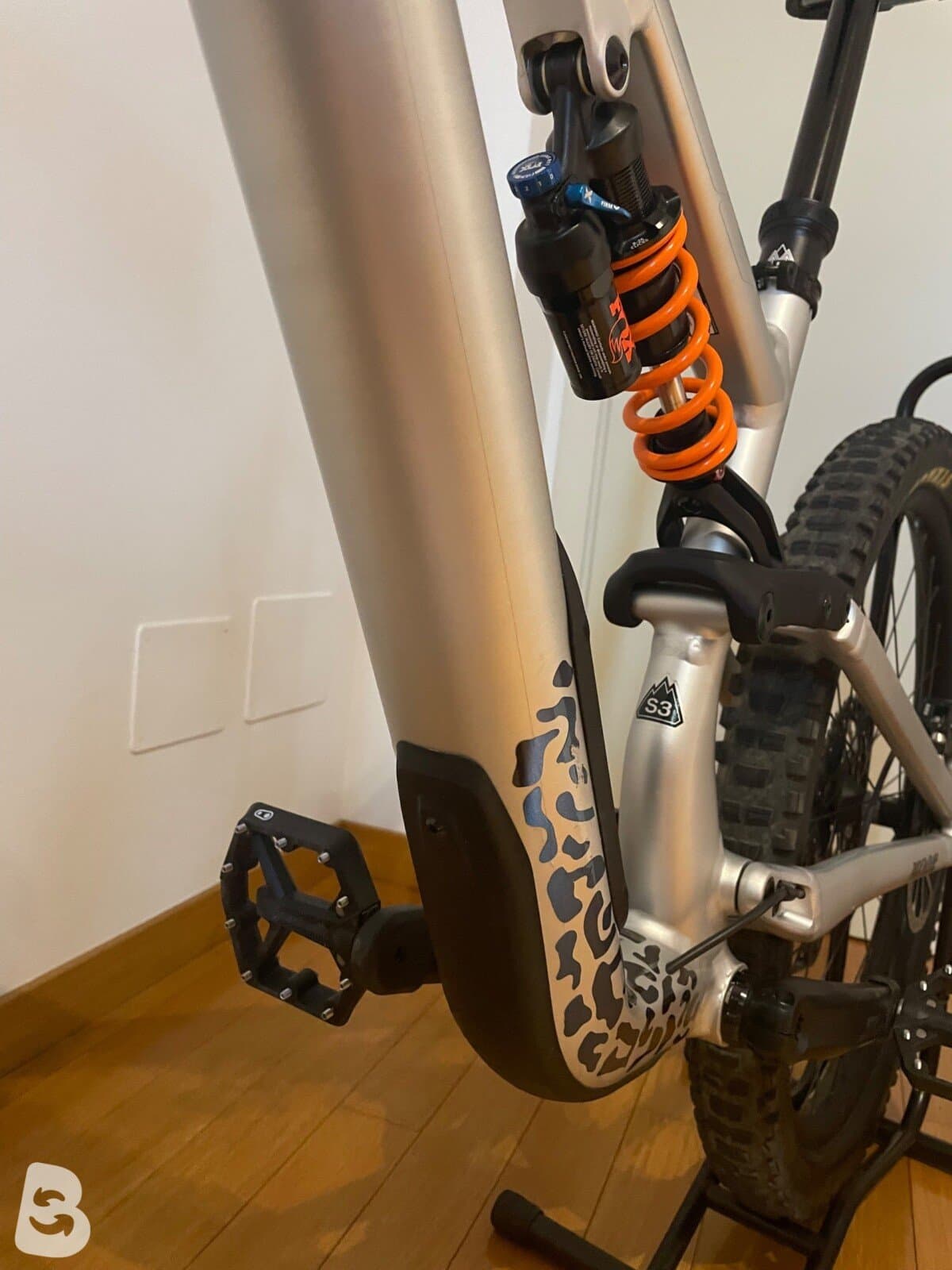 Specialized Stuntjamper 15 Fox coil alloy 2025
