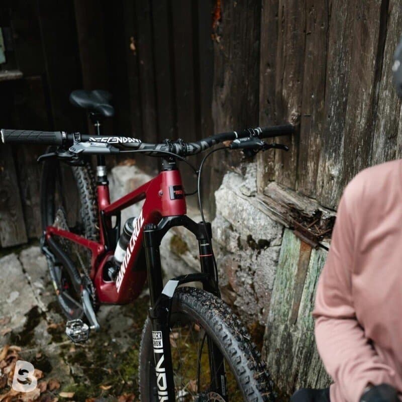 Santa Cruz HIGHTOWER 3 R C 2025