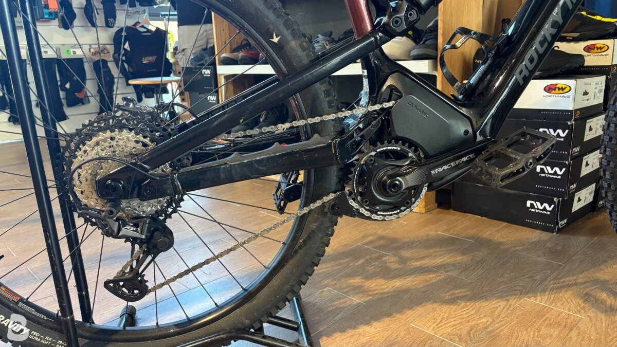 Rocky Mountain Altitude Powerplay Carbon 70 2023