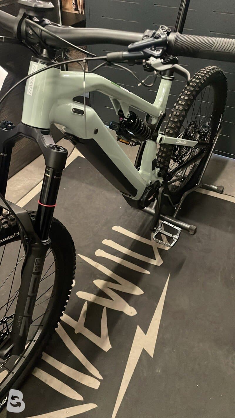 Raymon Trailray 180 Pro 2025