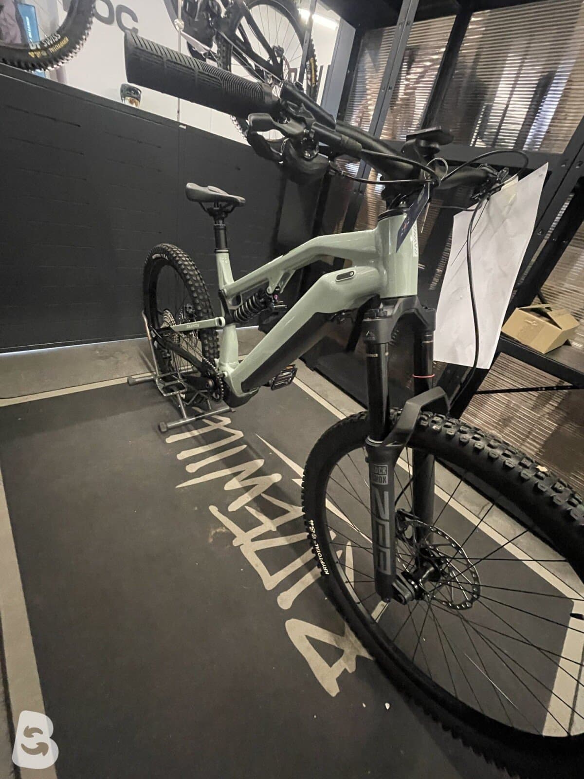 Raymon Trailray 180 Pro 2025