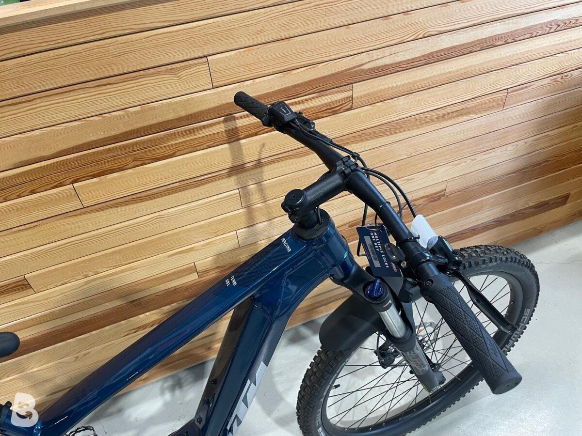 KTM MACINA TEAM 691 2024