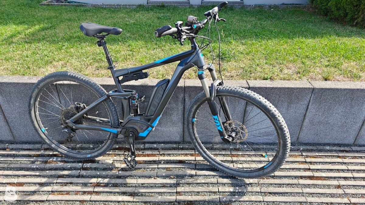 Cube Stereo Hybrid 120 Race 29 2017