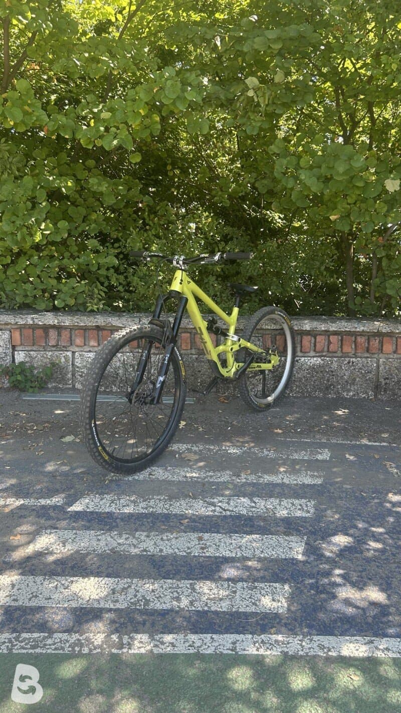 YT Industries Capra Base AL 2025