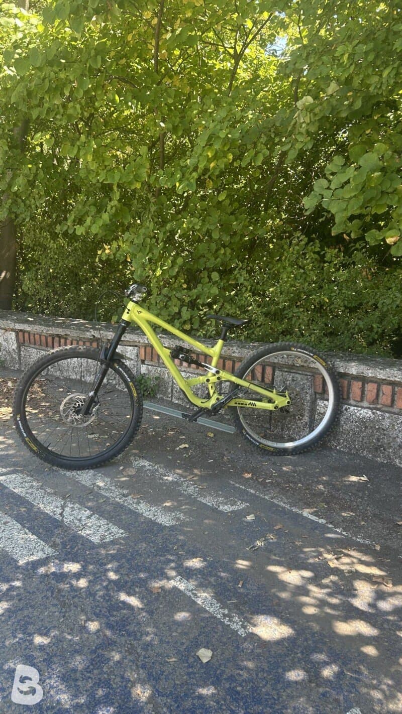 YT Industries Capra Base AL 2025