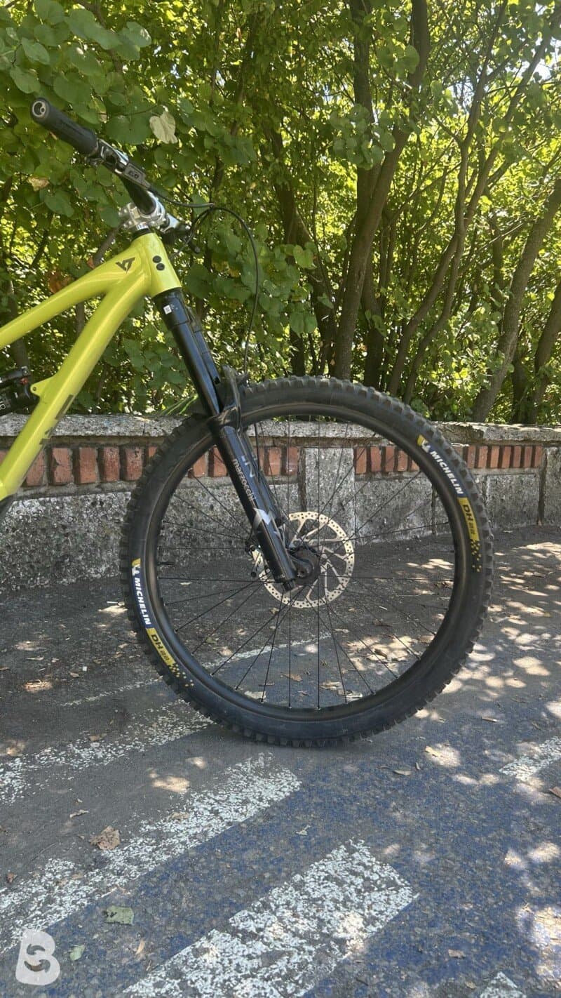 YT Industries Capra Base AL 2025