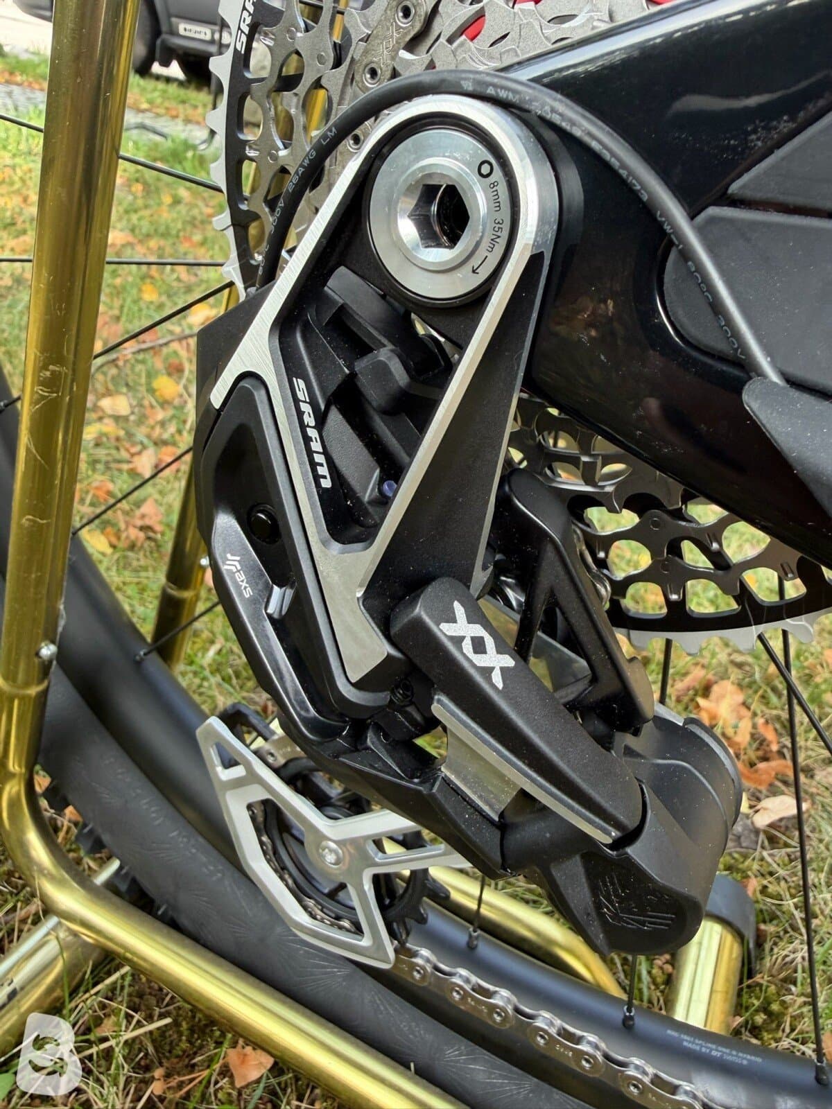 Pivot Shuttle AMP'd Team XX Eagle Transmission Gr. M 2026