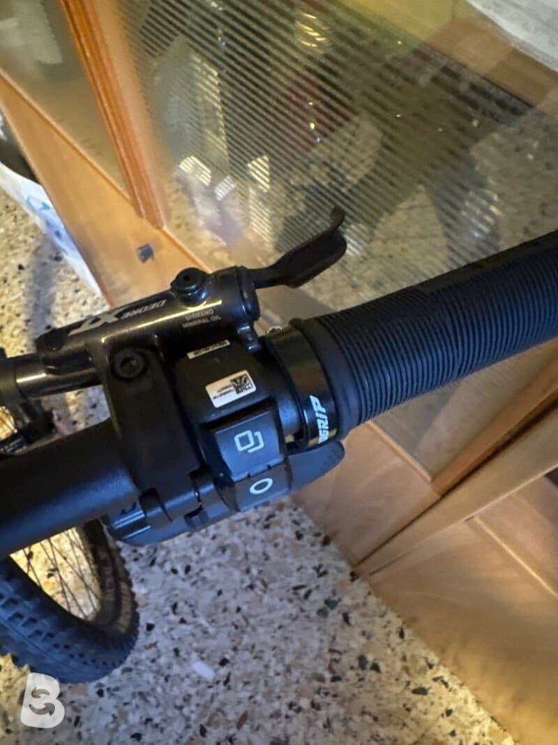 Whistle Axr C8.6 2026