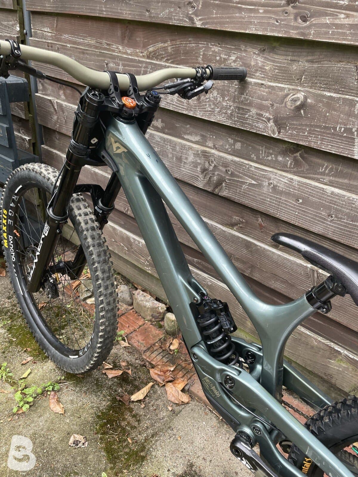 YT Industries Tues Mk4 custom 2024