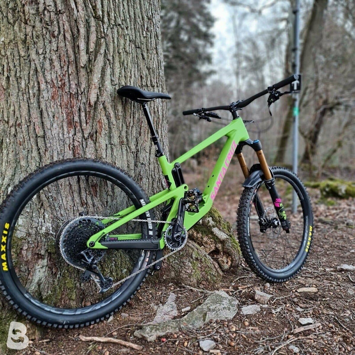 Santa Cruz Nomad X01 Air / Carbon CC / 27.5 2021