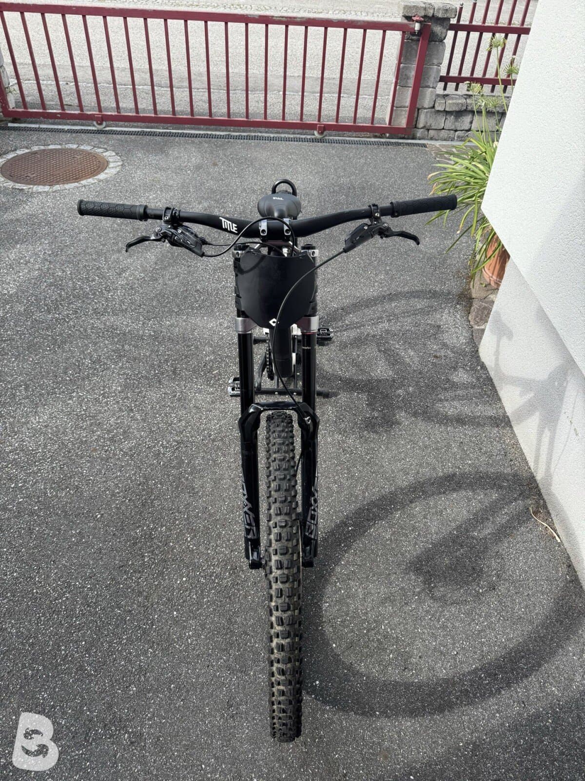 Trek Session 9 X01 2023