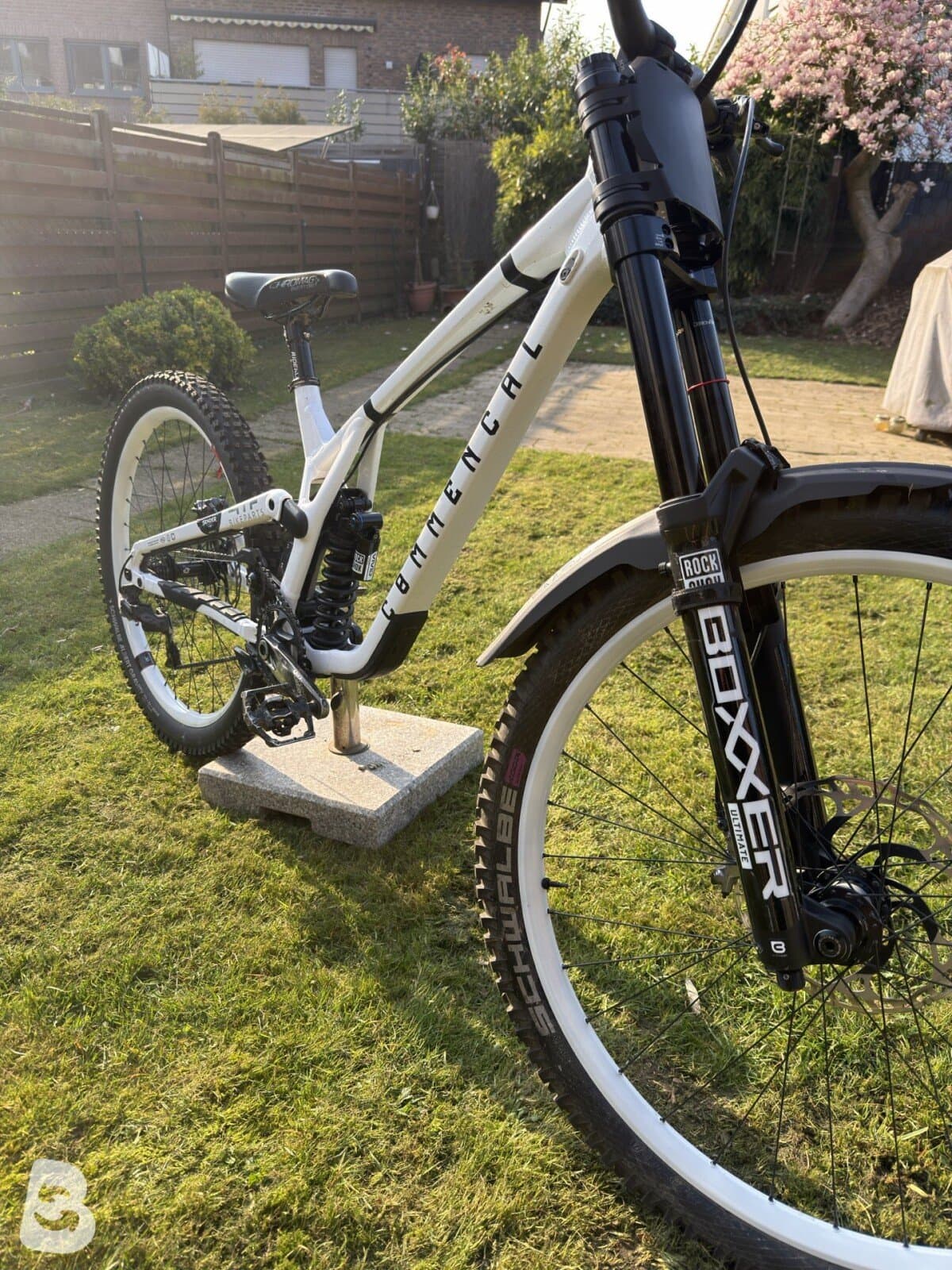 Commencal SUPREME DH V5 RIDE NEW ROCKSHOX 2025