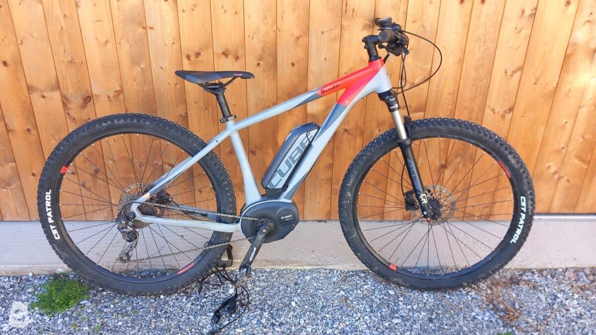 Cube REACTION HYBRID HPA Pro 400 2017