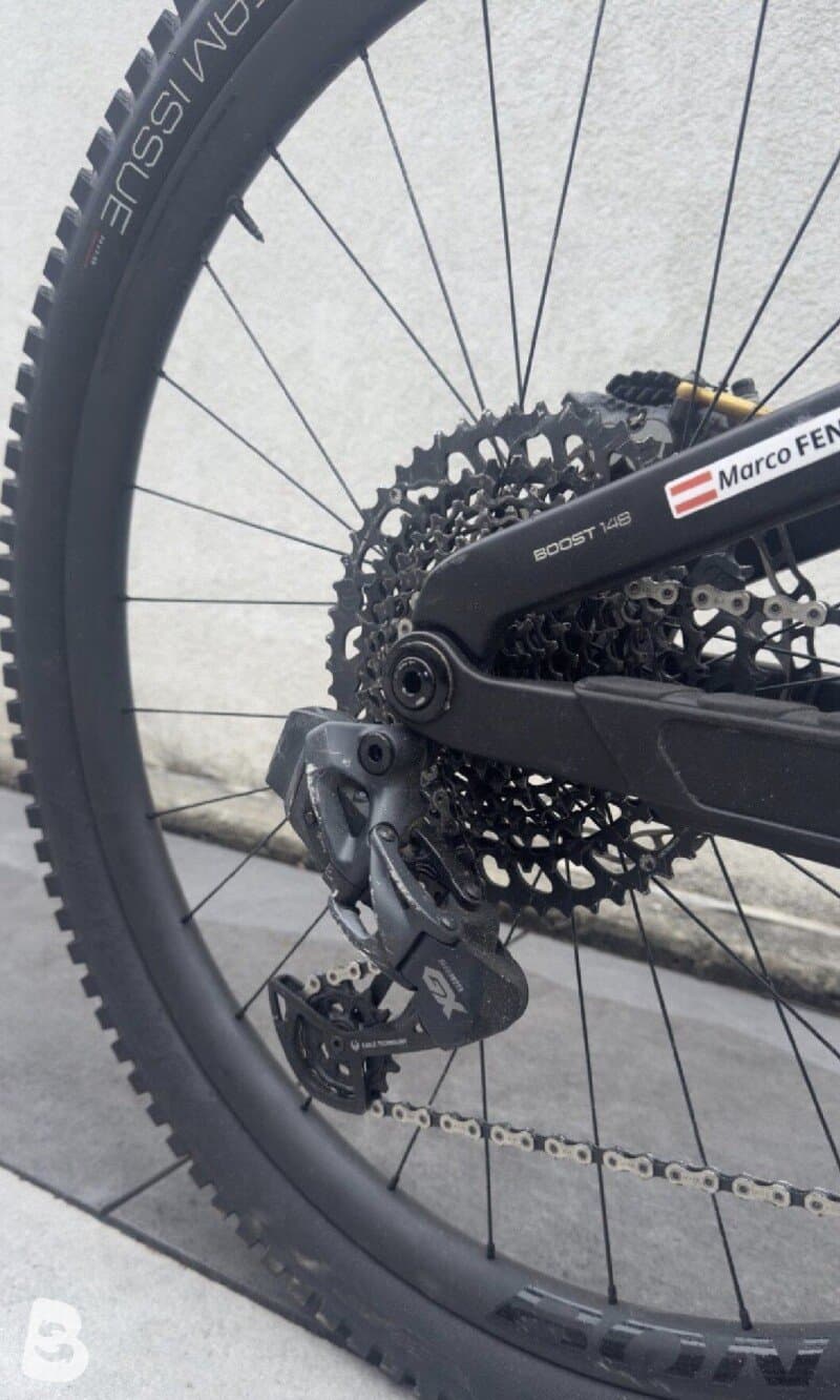 Trek Slash 2023
