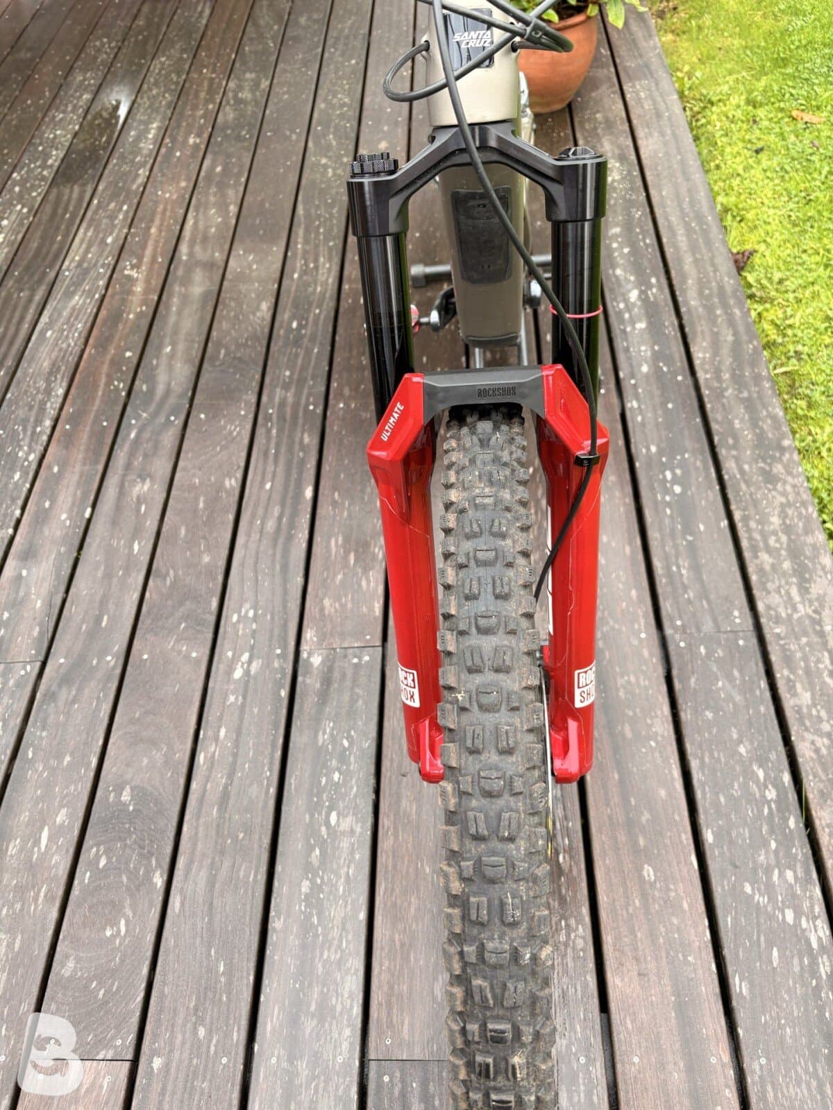 Santa Cruz megatower V2 2023