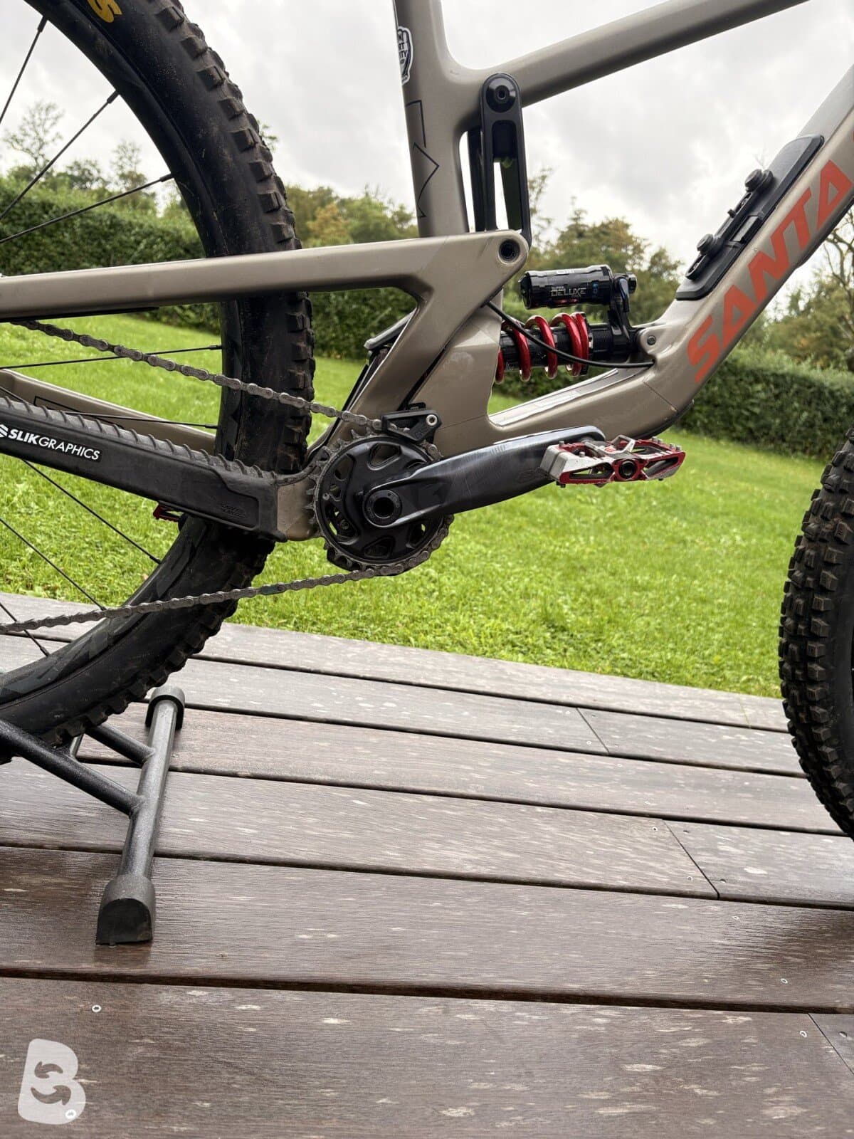 Santa Cruz megatower V2 2023