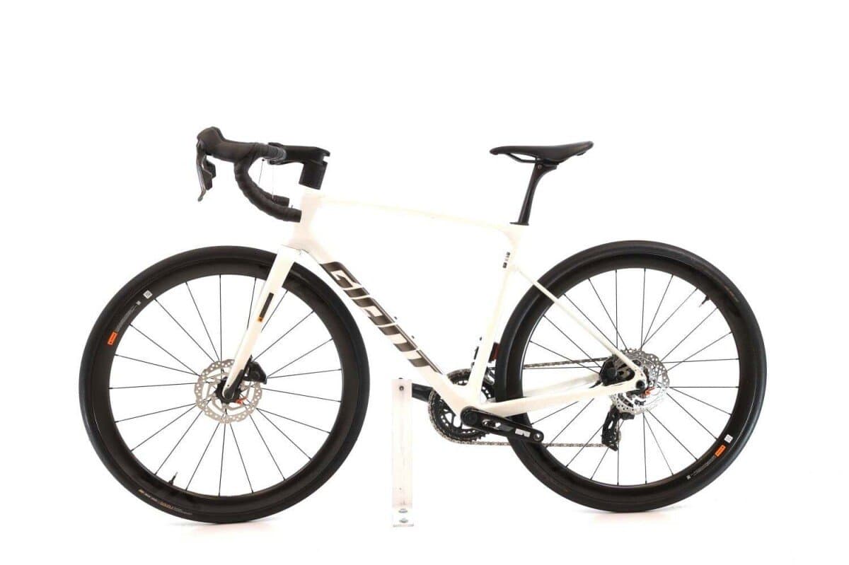 Giant Defy Advanced Pro 1 AXS 12V 2024
