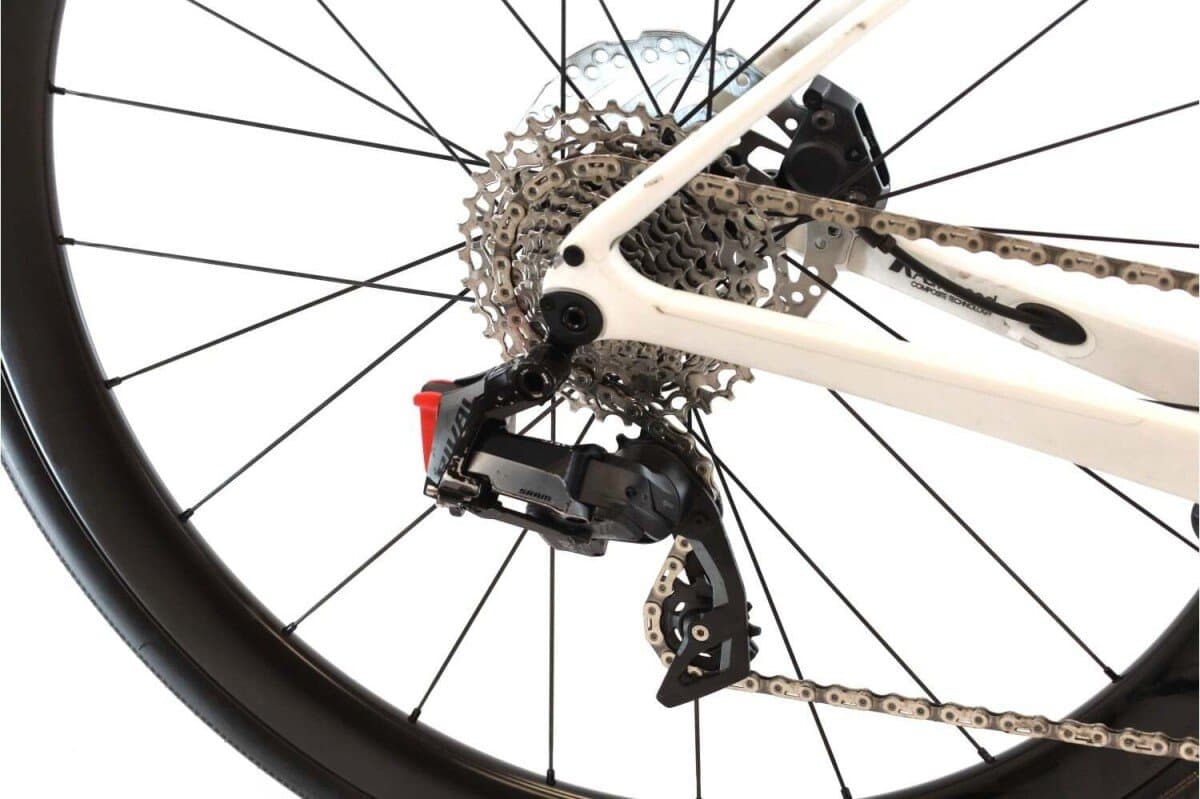 Giant Defy Advanced Pro 1 AXS 12V 2024