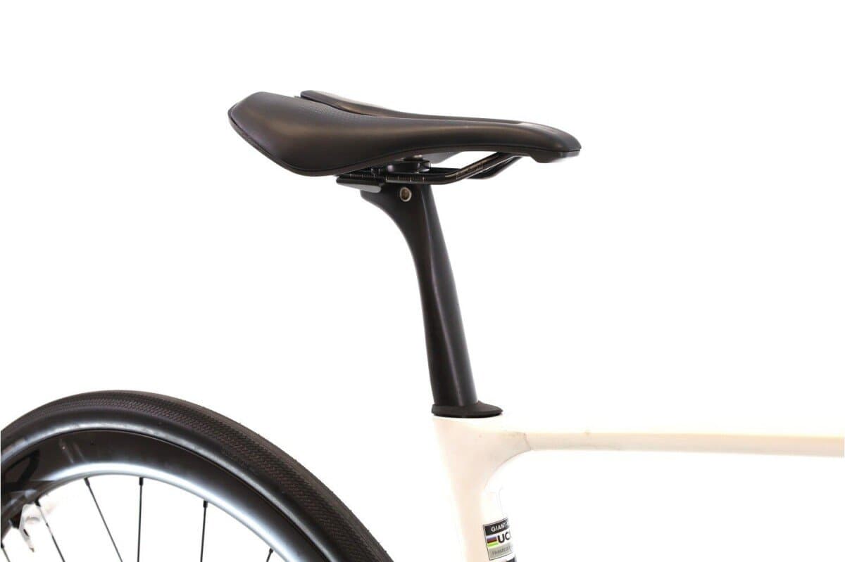 Giant Defy Advanced Pro 1 AXS 12V 2024
