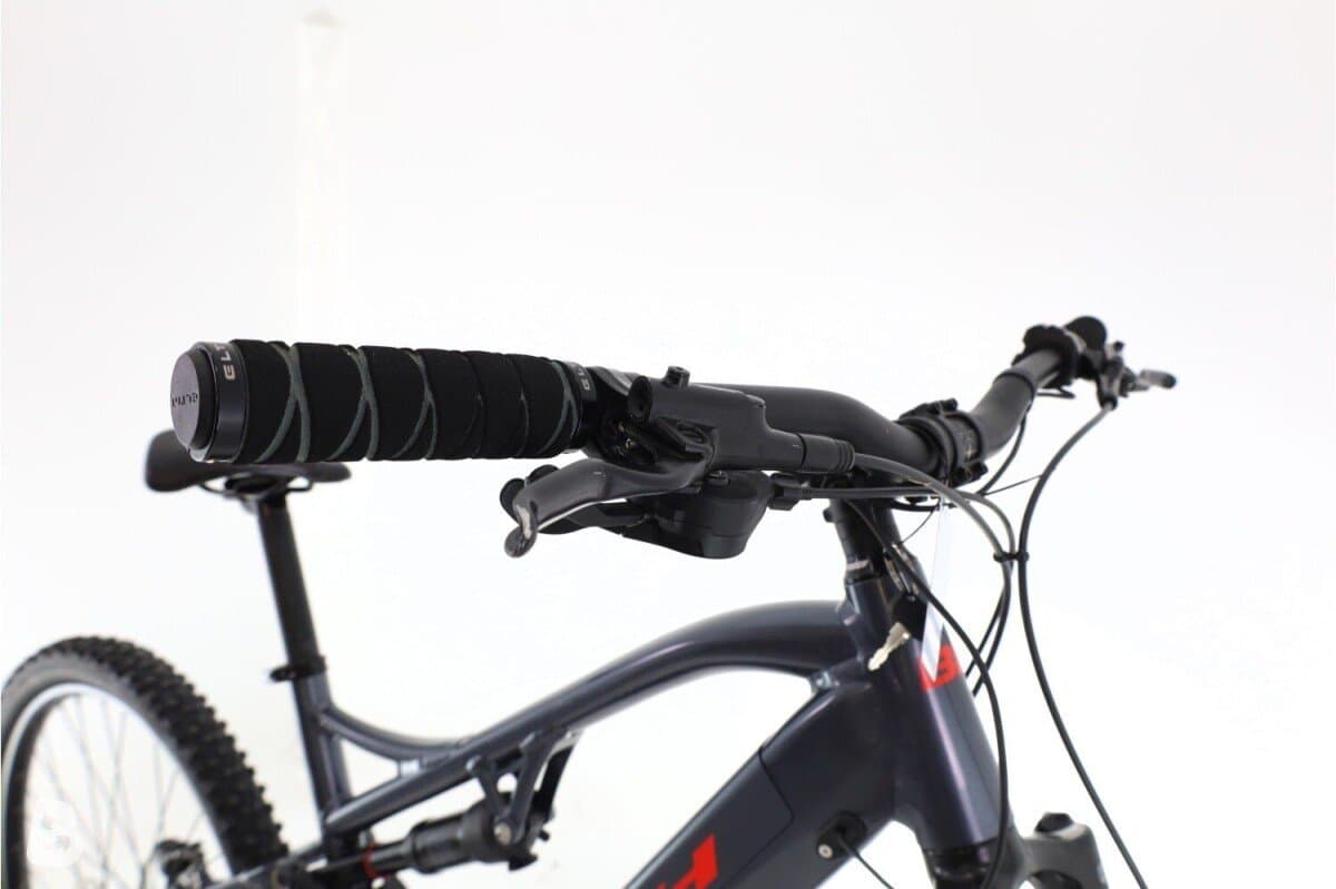 BH Atom Lynx 8.0 2023