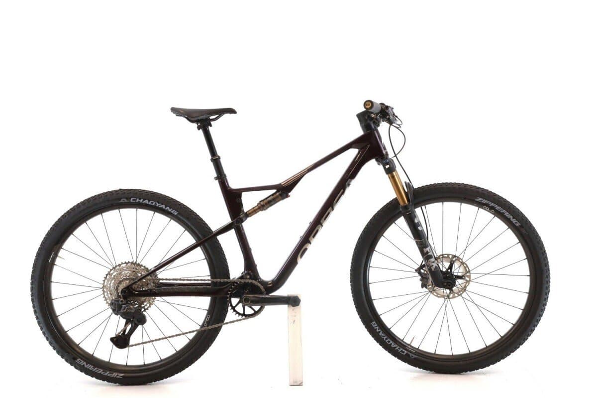Orbea Oiz XT Di2 2025