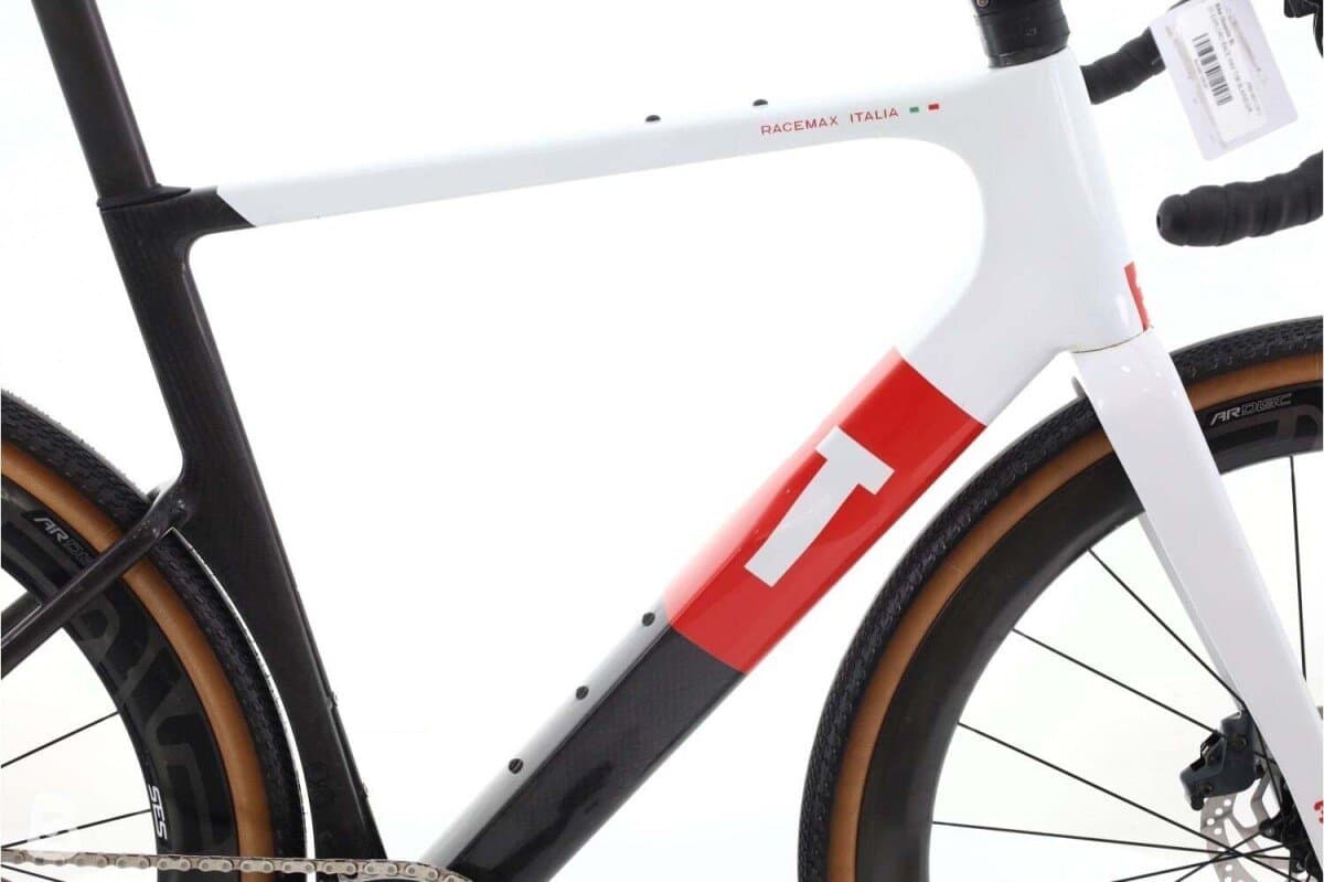 3T 3T Exploro Racemax Italia AXS 12V 2024
