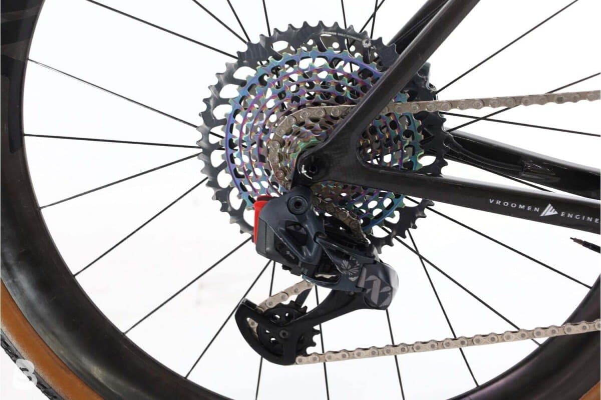 3T 3T Exploro Racemax Italia AXS 12V 2024