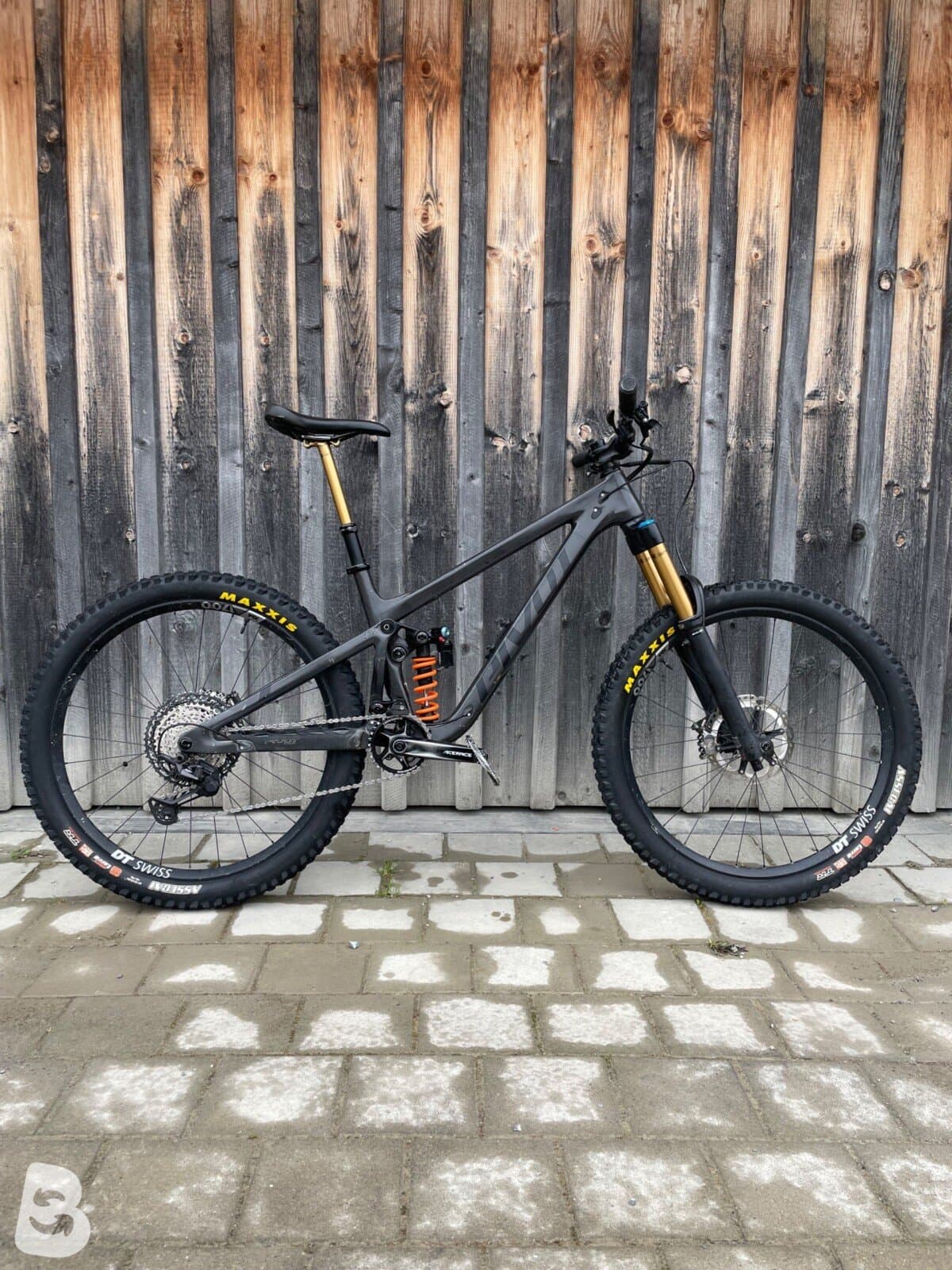 Pivot Mach 6 Pro XT/XTR Coil 2021