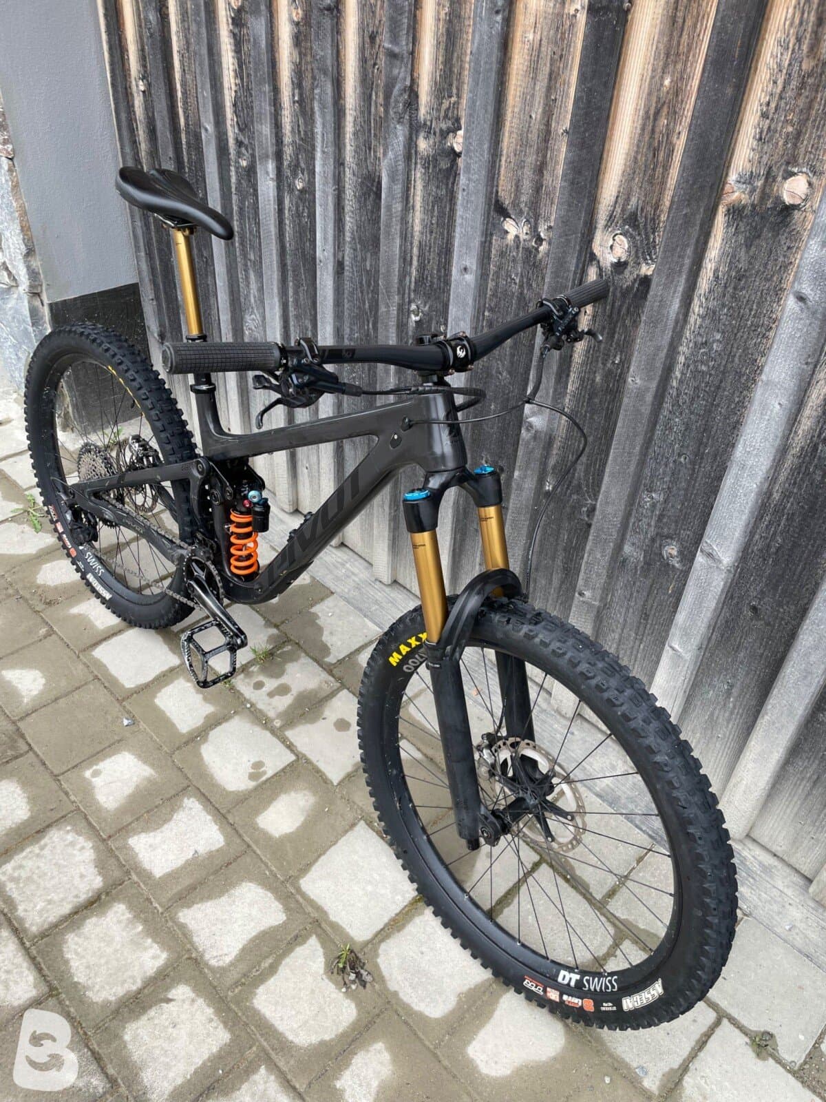 Pivot Mach 6 Pro XT/XTR Coil 2021