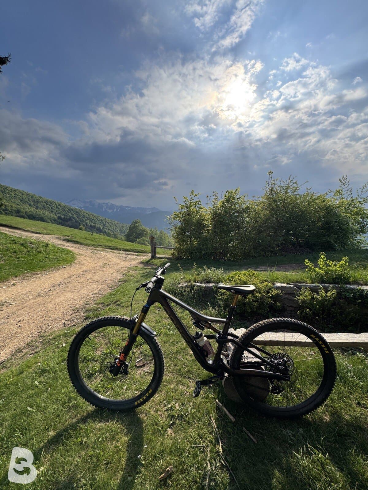 Orbea OCCAM LT M-TEAM 2024