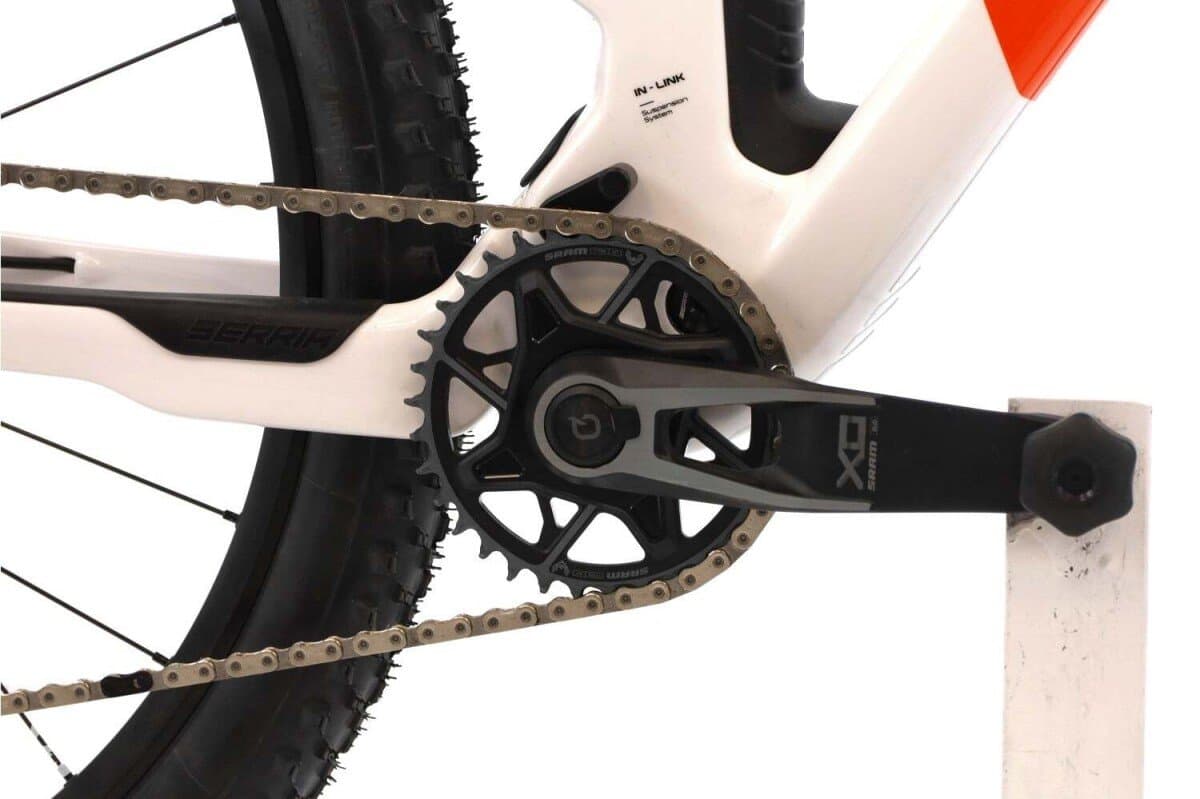Berria Mako Pro X0 AXS Flight Attendant 2022