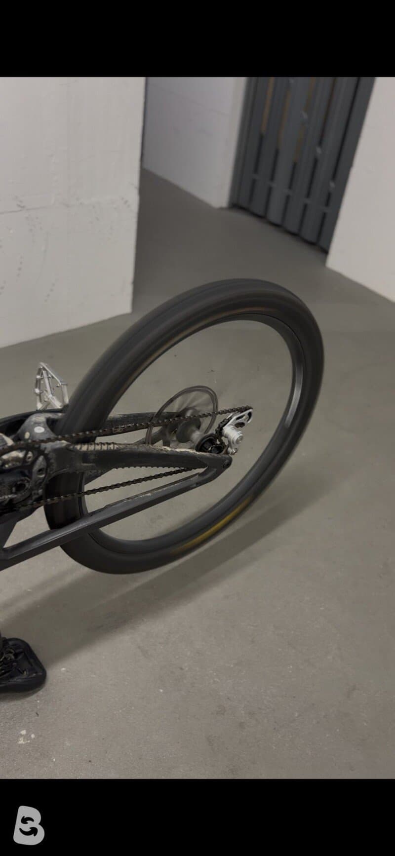 Santa Cruz NOMAD R / Carbon C 2023