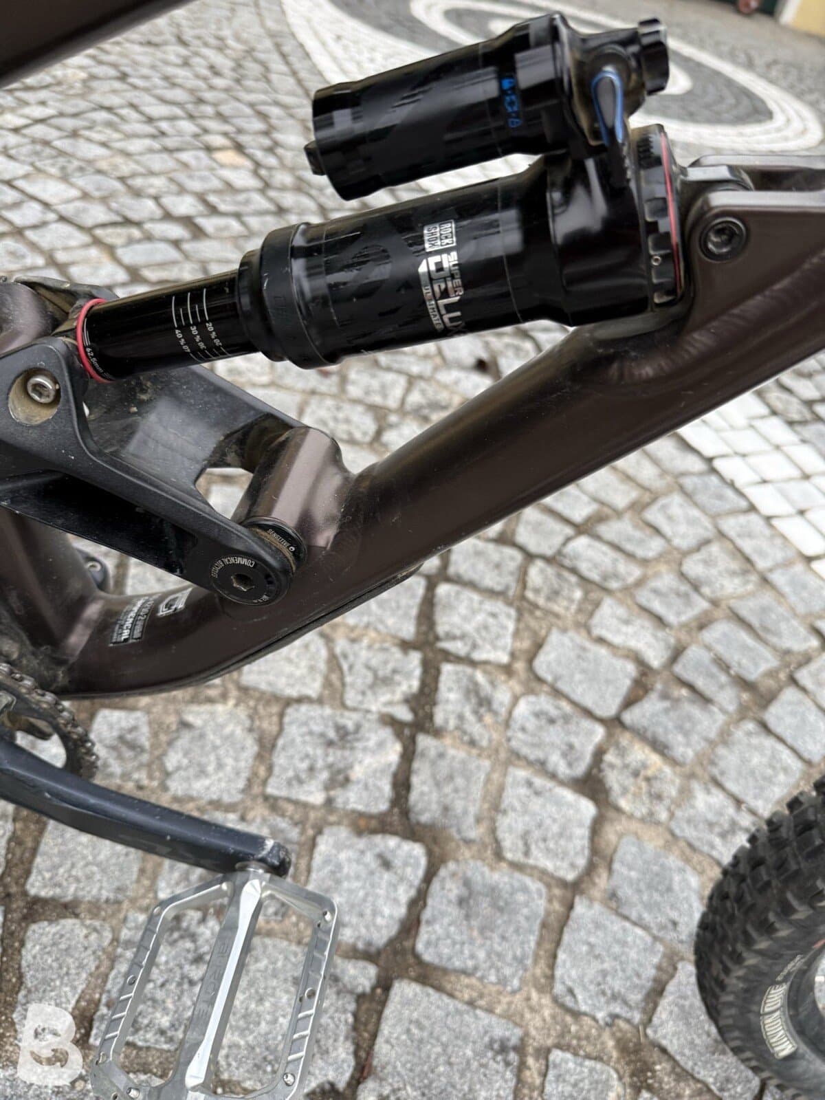 Commencal Clash Essential frozen brown 2023